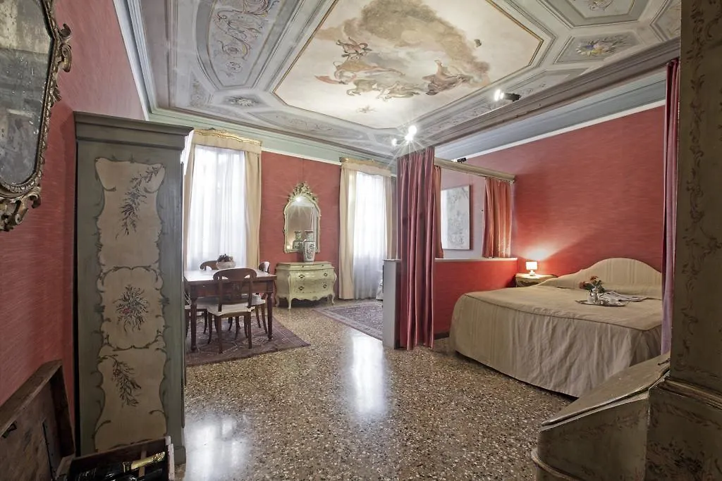 Palazzetto San Lio, Rialto Apartment Venice