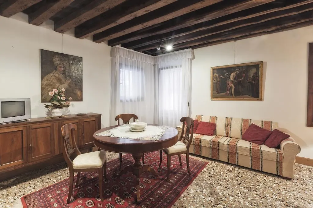 Palazzetto San Lio, Rialto Apartment Venice Italy