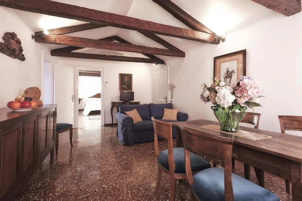 Palazzetto San Lio, Rialto Appartement Venetië