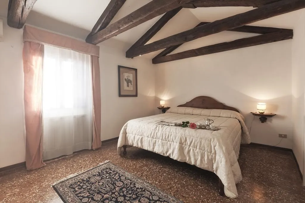 Palazzetto San Lio, Rialto Appartement Venetië