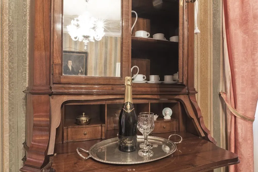 Palazzetto San Lio, Rialto Appartement Venetië Italië