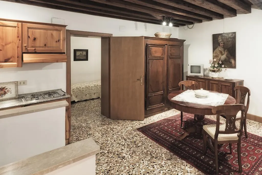 Palazzetto San Lio, Rialto Appartement Venetië