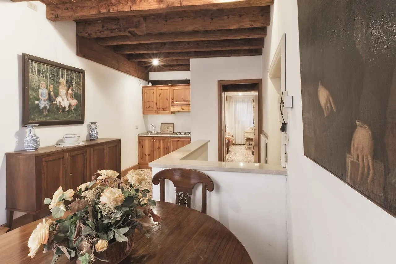Appartamento Palazzetto San Lio, Rialto Venezia 0*,